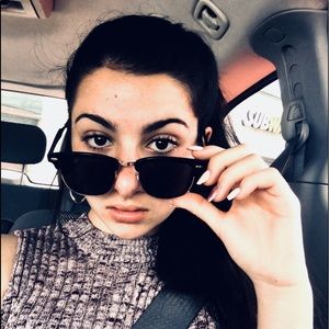 Meet your Posher, Jessica